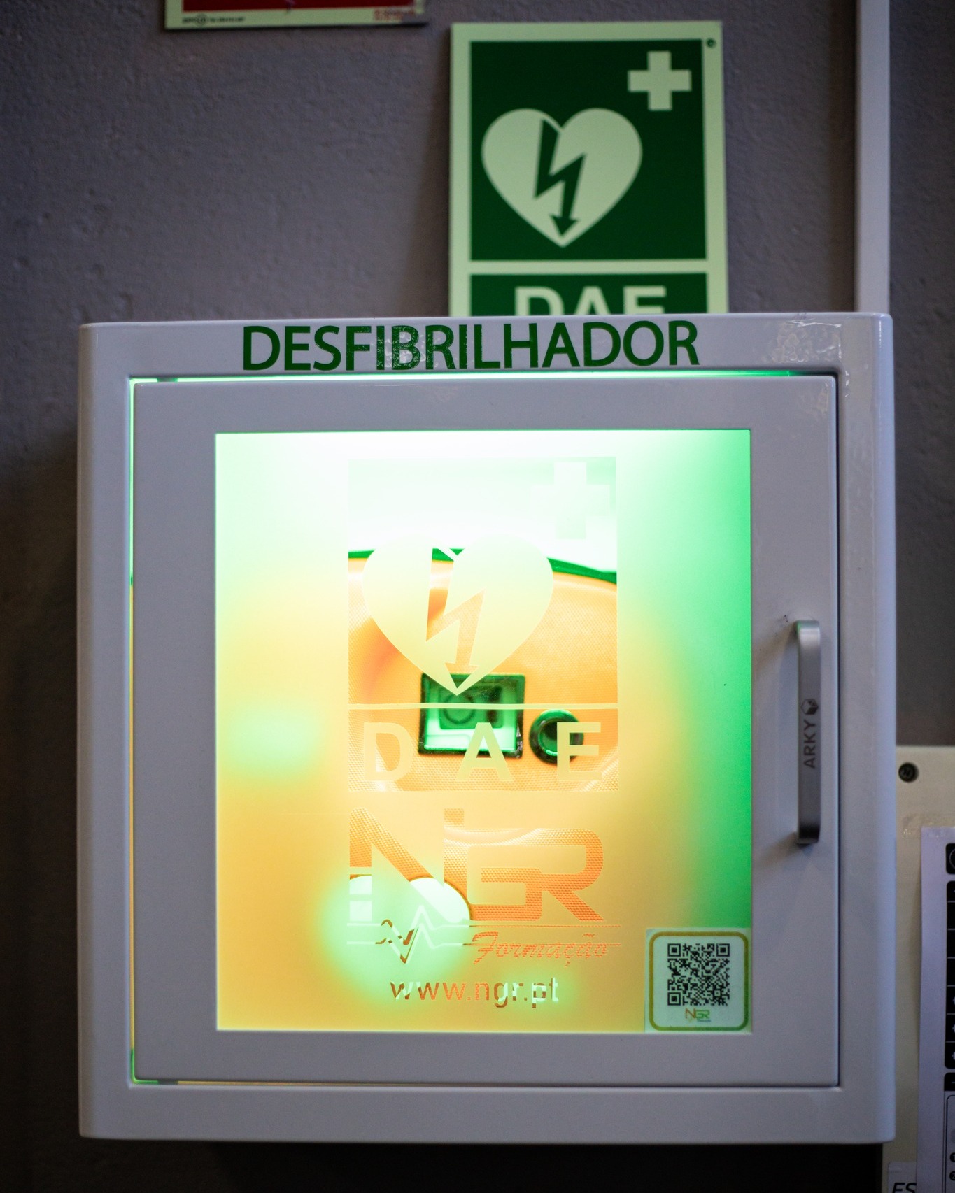 Queremos que quem treina connosco se sinta seguro aqui dentro. A nossa equipa realizou formação…